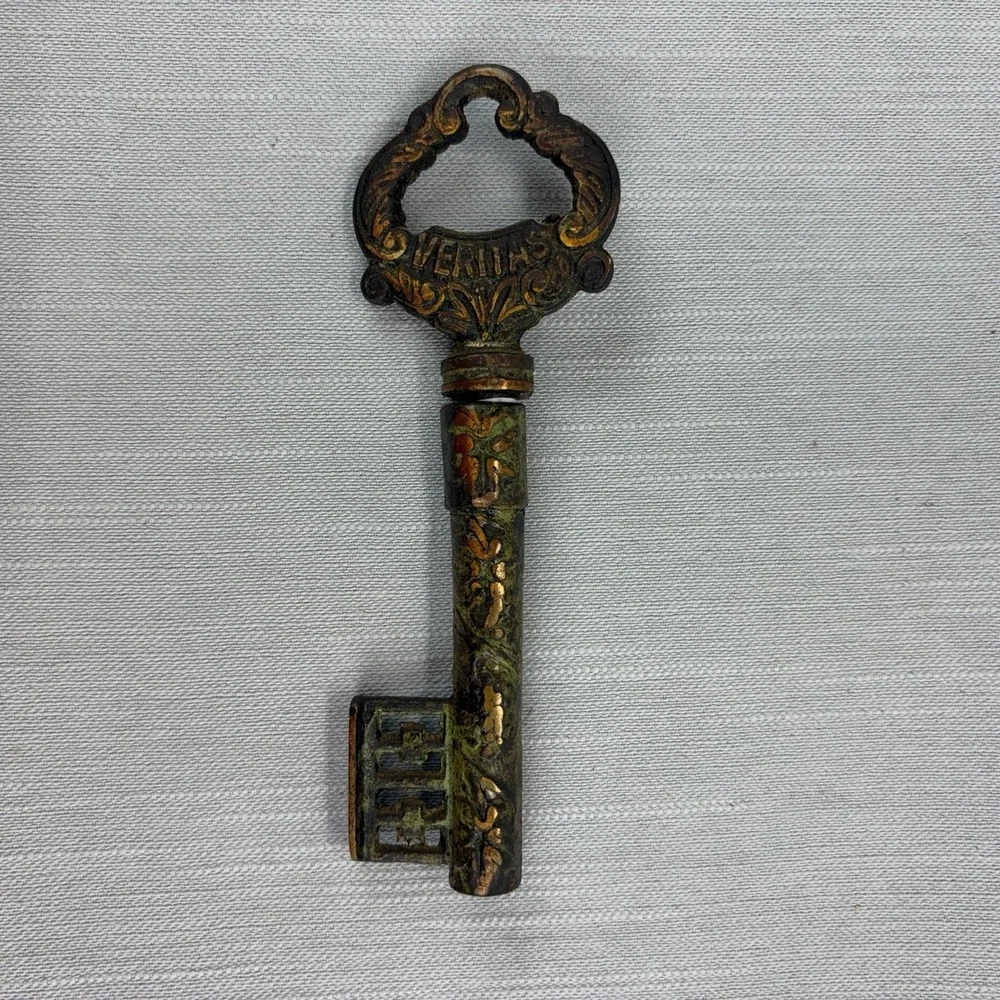 Vintage Veritas Cast Iron Corkscrew & Decorative Key Bottle Opener Set Barware